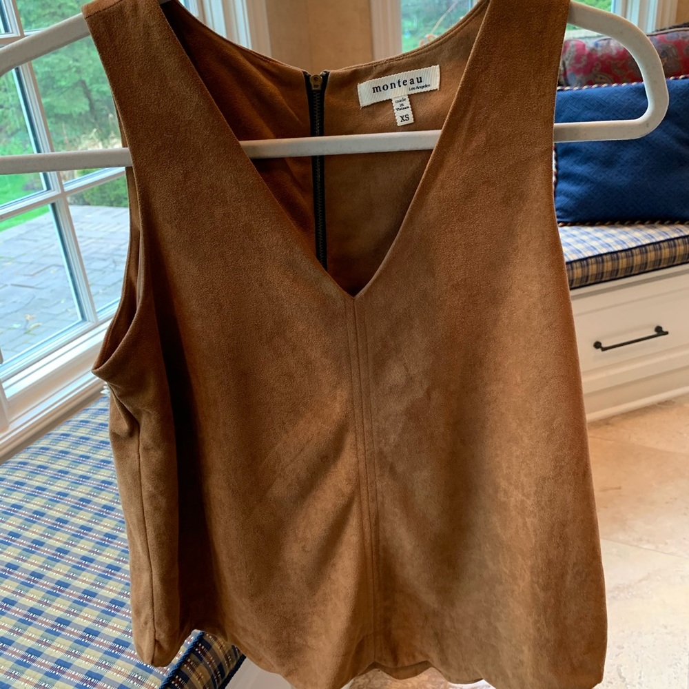 Monetary Los Angeles Brand brown top
